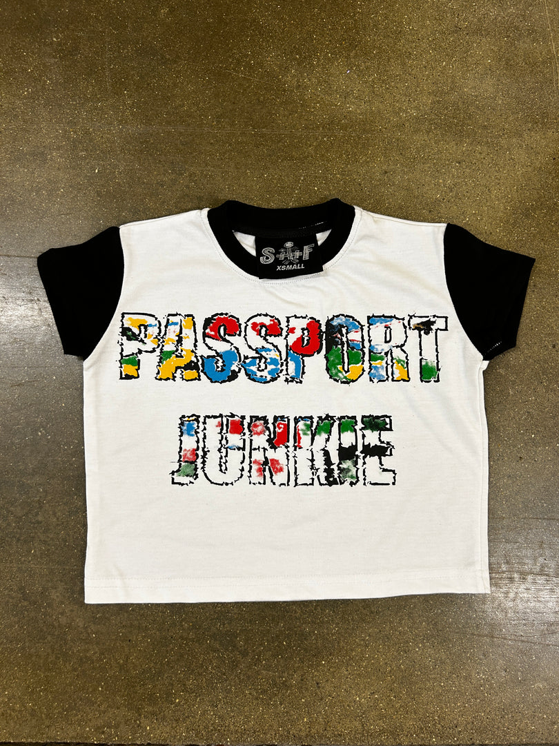 PASSPORT JUNKIE CROP TOP